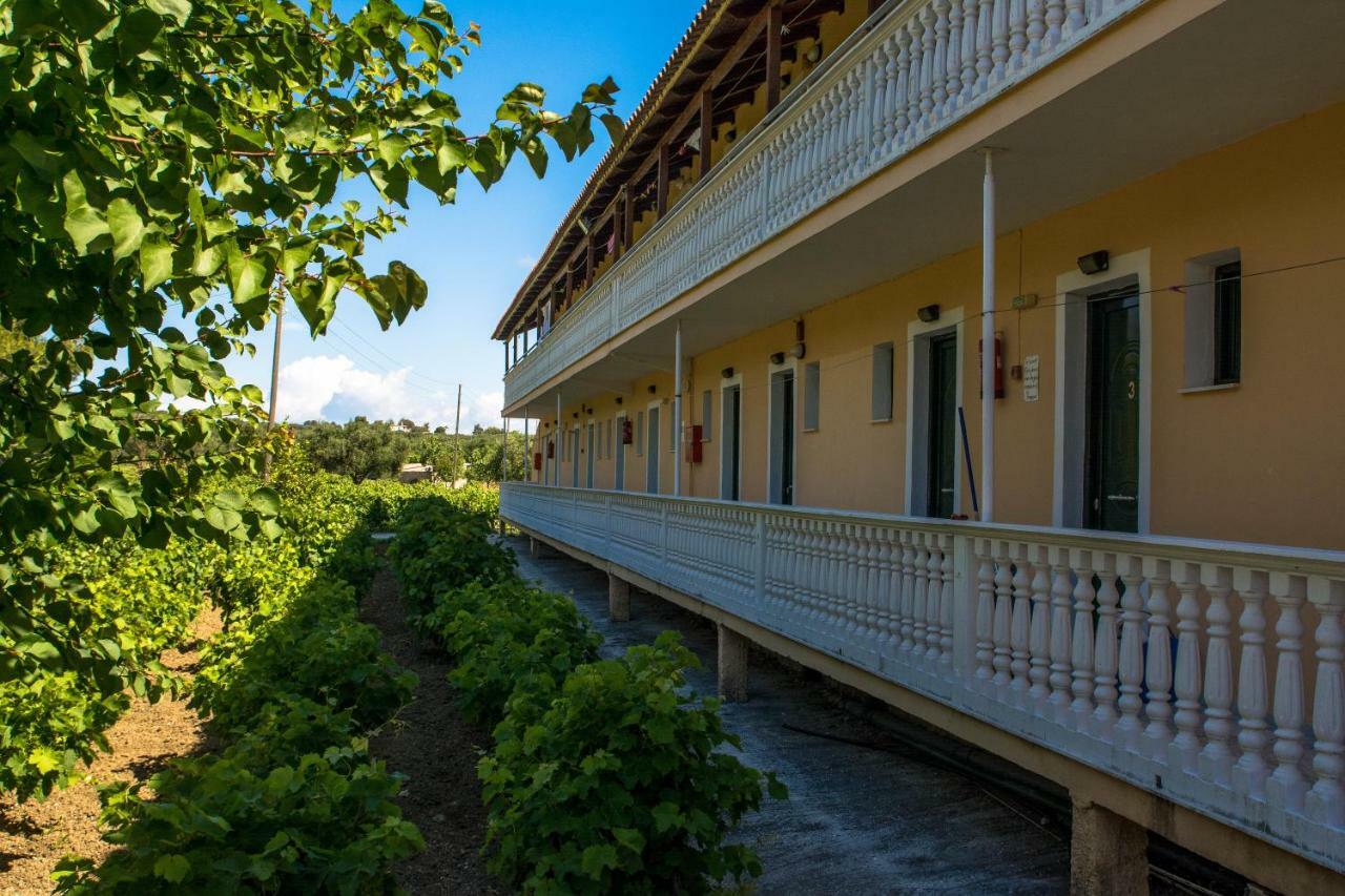 Nikos Studios Alykes Zakynthos Island Exterior foto
